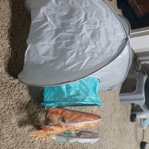 French frenzy cat hide out - Picture 5 of 6